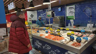 Там только мясо - можно смело брать: эксперты Роскачества представили лучшие марки колбас