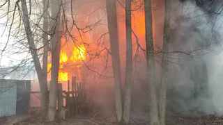 Во Владимирской области сгорел деревянный дом площадью 130 квадратных метров