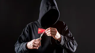 Пенсионерка из Вязников сделала 23 перевода мошенникам, перечислив им 5,8 миллиона рублей
