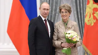 Во Владимире отмечают день рождения легендарного музейного деятеля Алисы Аксёновой