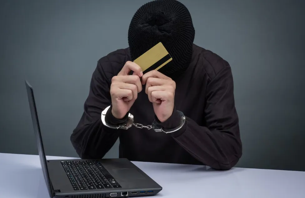 34-летнего владимирца обвиняют в финансировании терроризма и интернет-экстремизме