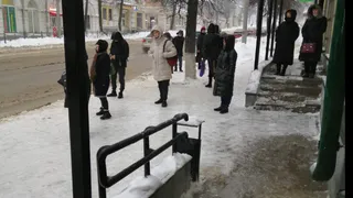 Во Владимирской области синоптики предупредили о "желтом уровне опасности" из-за гололедицы на дорогах