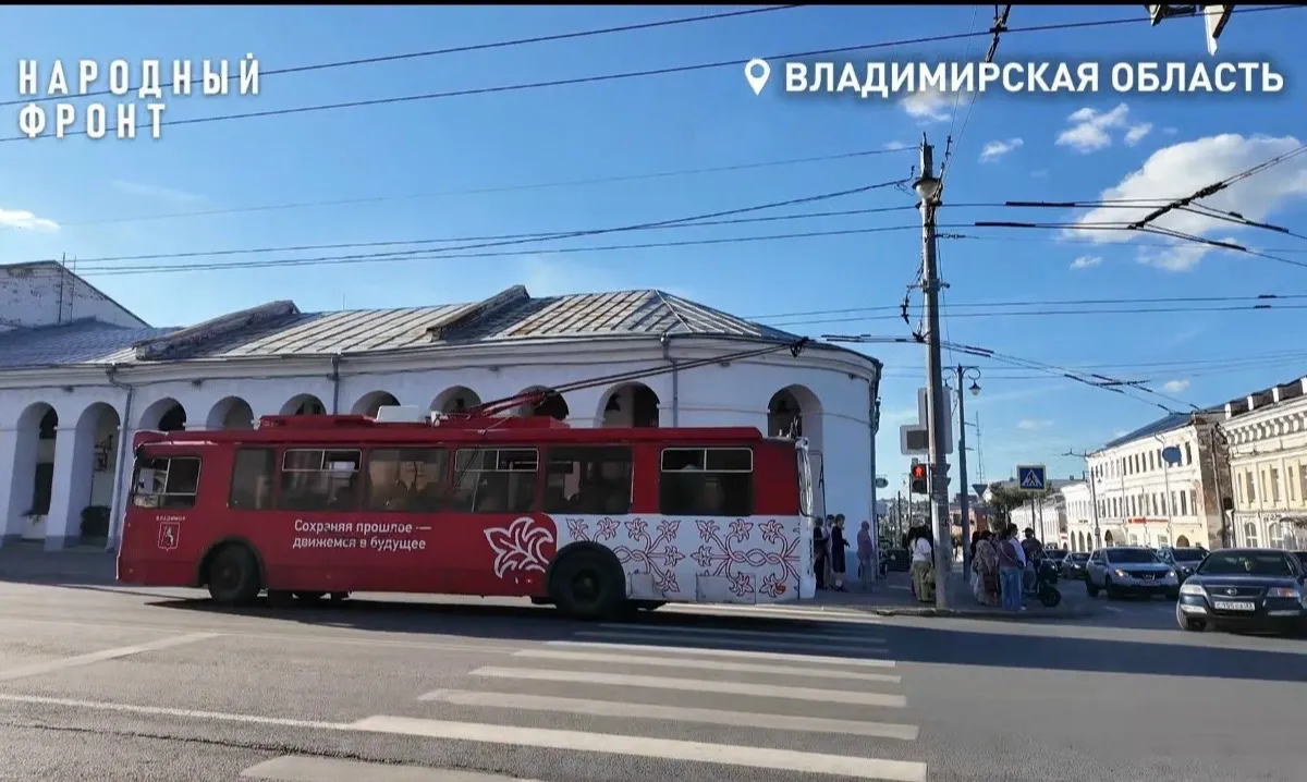 Жители Владимира пожаловались на сильную духоту в общественном транспорте