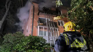 Во Владимире ночью загорелся многоэтажный дом на улице Усти-на-Лабе