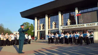На Театральной площади Владимира прогремел «Марш Победы»