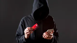 33 миллиона рублей перевели мошенникам жители области за первую неделю июля