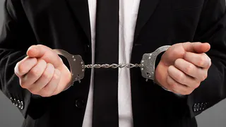 Новгородца осудят за обман трех владимирцев