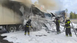 На трассе М-7 в Камешковском районе произошел пожар двух автомобилей