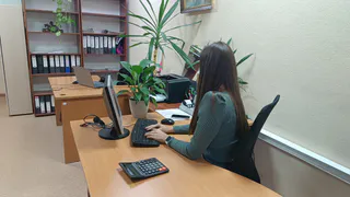 Ученые доказали: люди с этой утренней привычкой обречены на вечную бедность – как исправить ситуацию