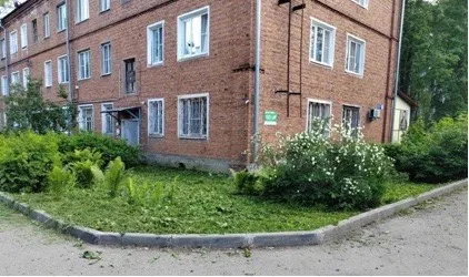 Во Владимирской области 8 управляющих компаний наказали за заросшие дворы