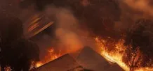 В Камешково случился пожар на территории заброшенных гаражей