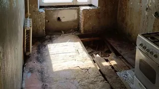 Во Владимирской области сироте предоставили квартиру, непригодную для жизни