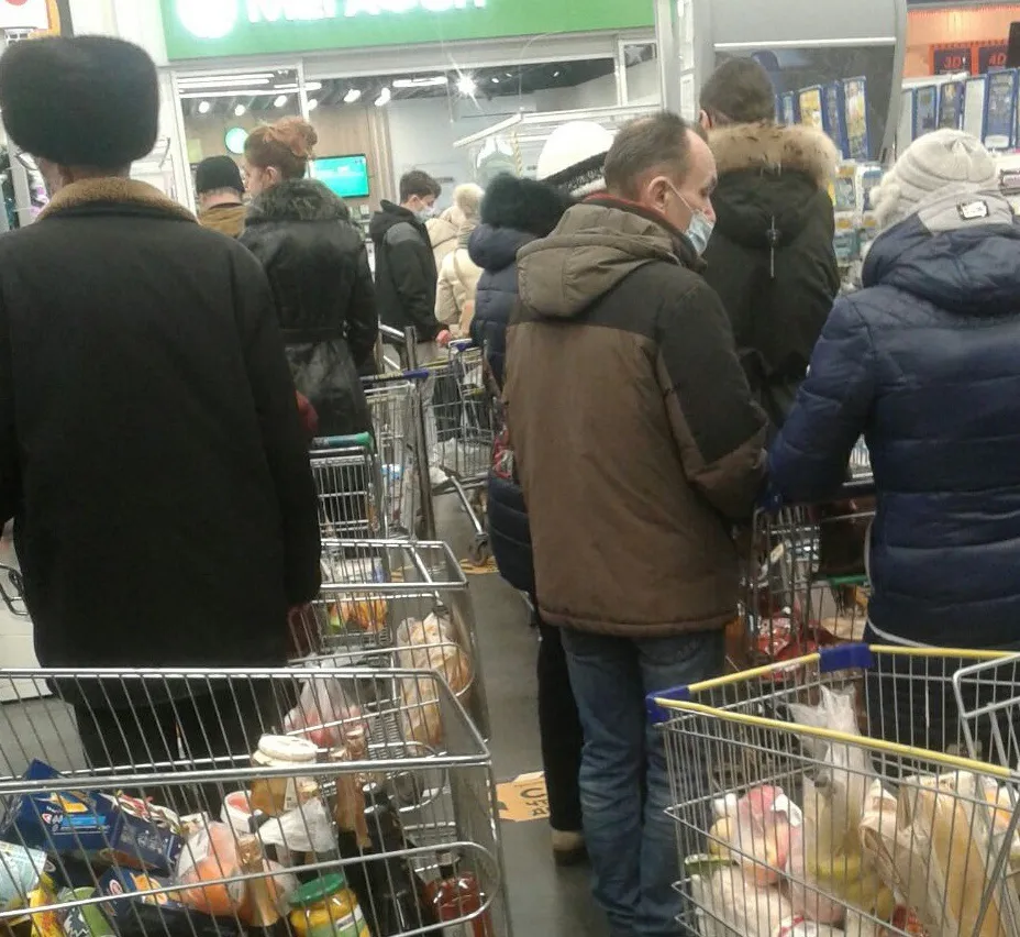 Таких людей никто не любит: эти привычки в очереди кричат о скудоумии и низком интеллекте человека