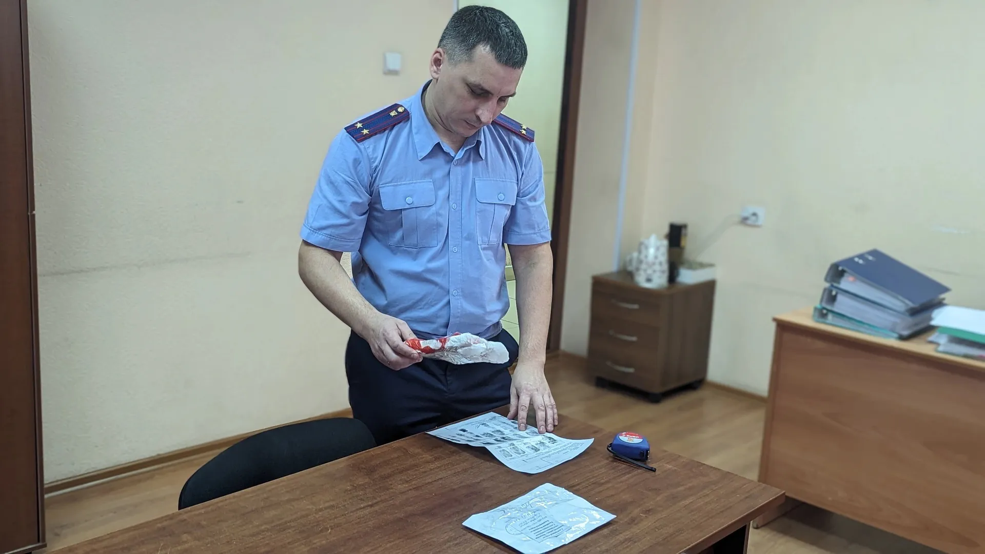 38-летний житель Радужного попытался зарезать своего коллегу на рабочем месте
