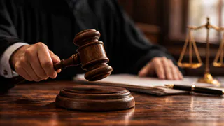 Жителя Балакирево осудили за нападения его собаки на подростков и женщину на стадионе