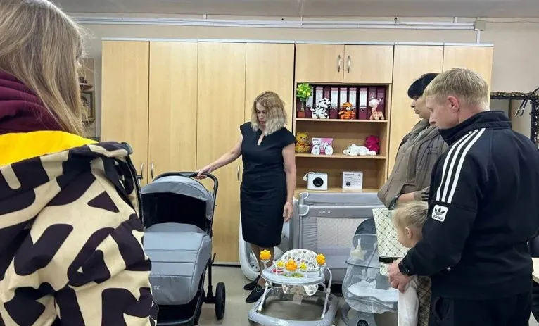 В Вязниках открылся бесплатный пункт проката вещей для новорожденных