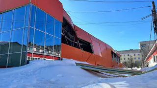 Во Владимирской области начал рушиться строящийся торговый центр