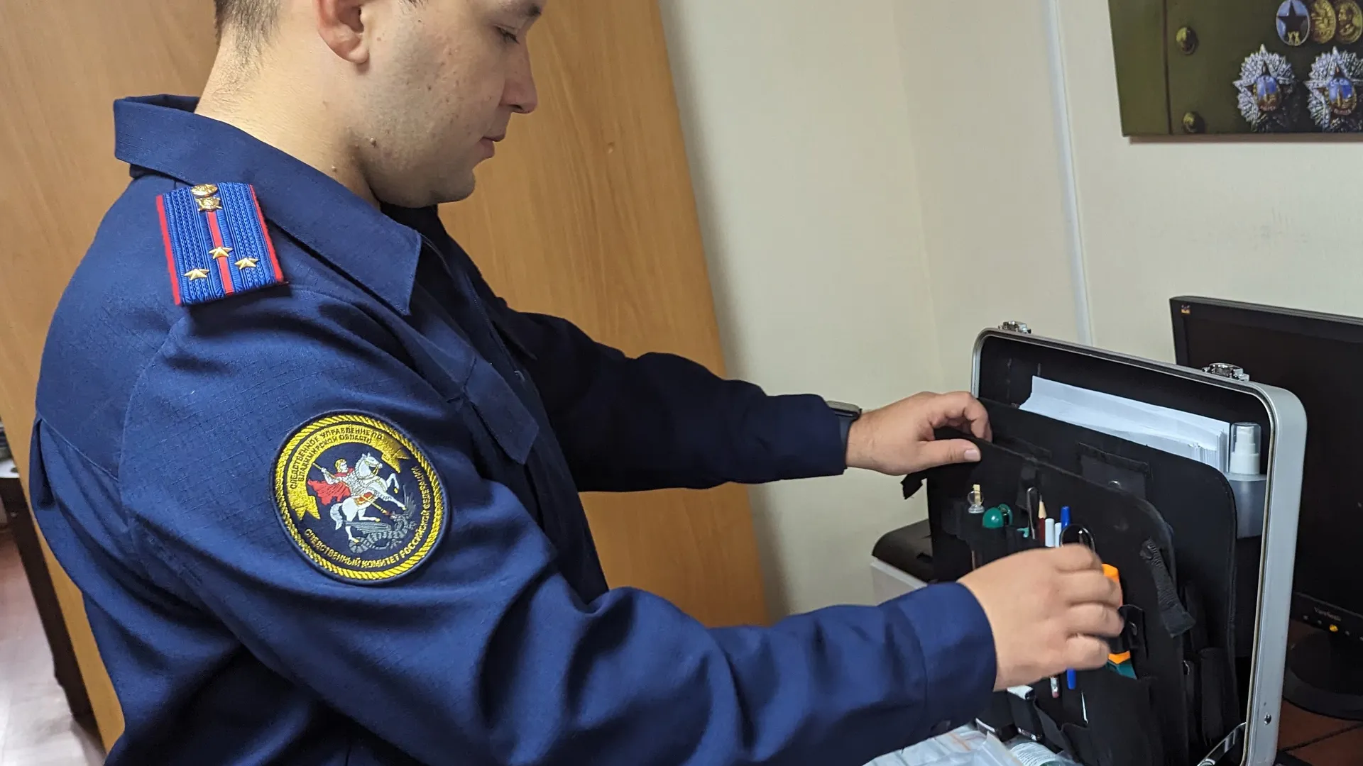 В Александровском районе 18-летний молодой человек склонял несовершеннолетних к употреблению запрещенных веществ